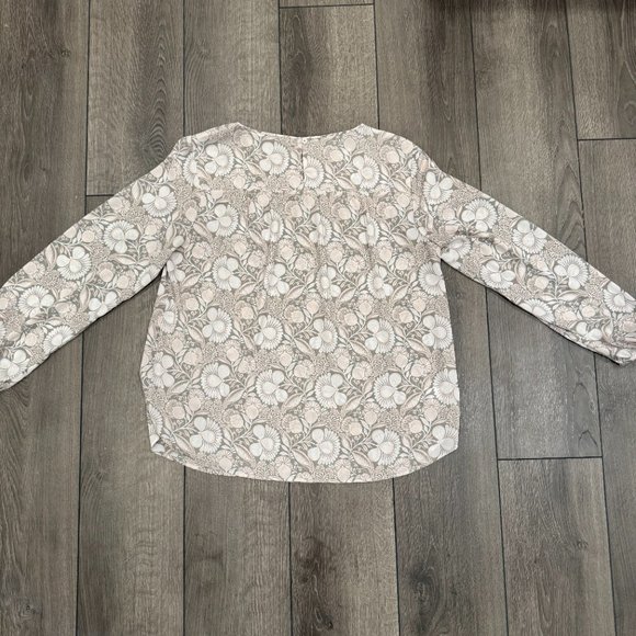 womens floral shirt - Picture 4 of 5